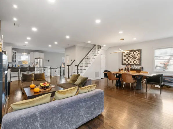 6 Mosely Avenue image 6 of 54