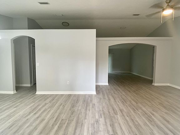 2nd image of 15 Uniberry Pl