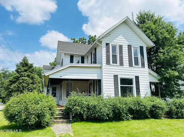 702 S Main St, Ada, OH 45810