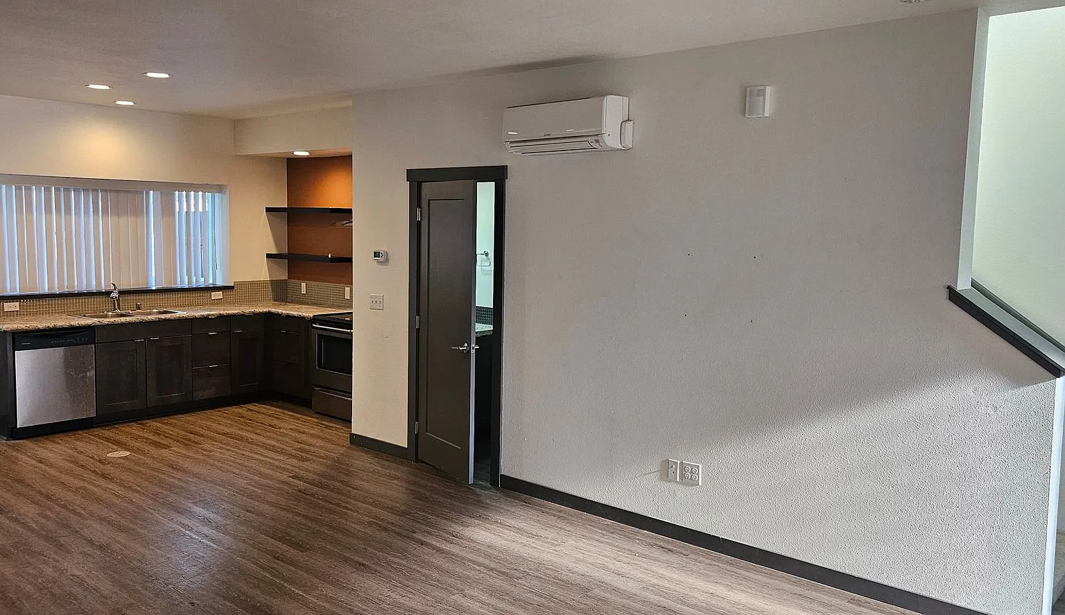 Felts Lane Town Homes — Photo 2