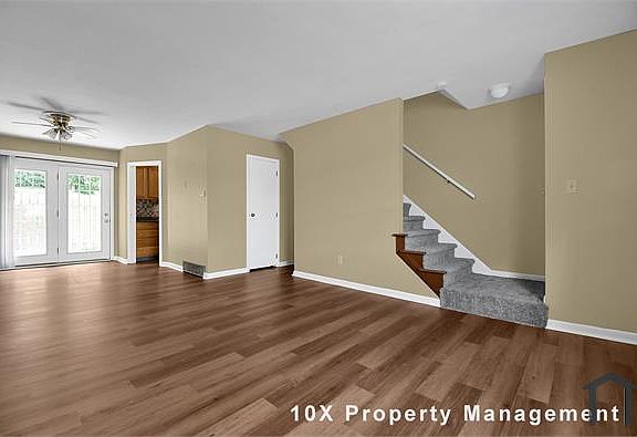 3rd image of 1190 McCarley Dr E