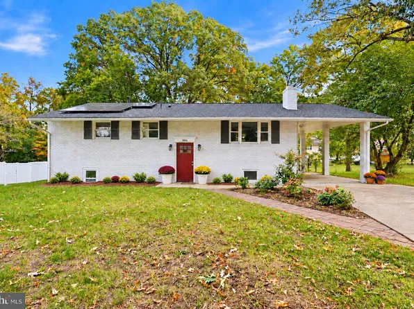 9006 Cheltenham Ave, Clinton, MD 20735