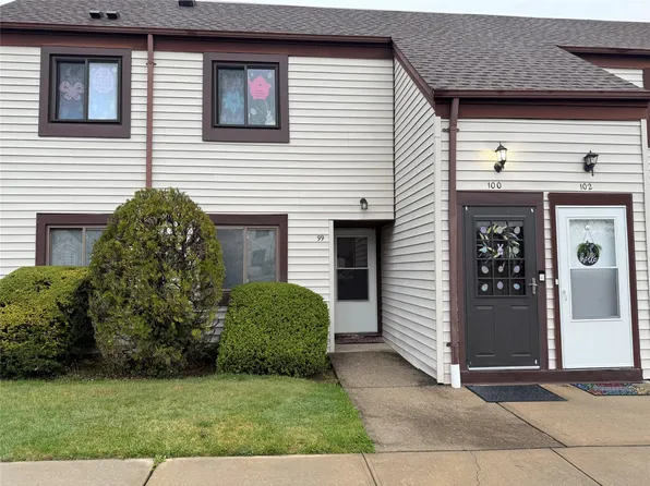 99 Whistler Court #99, Middle Island, NY 11953