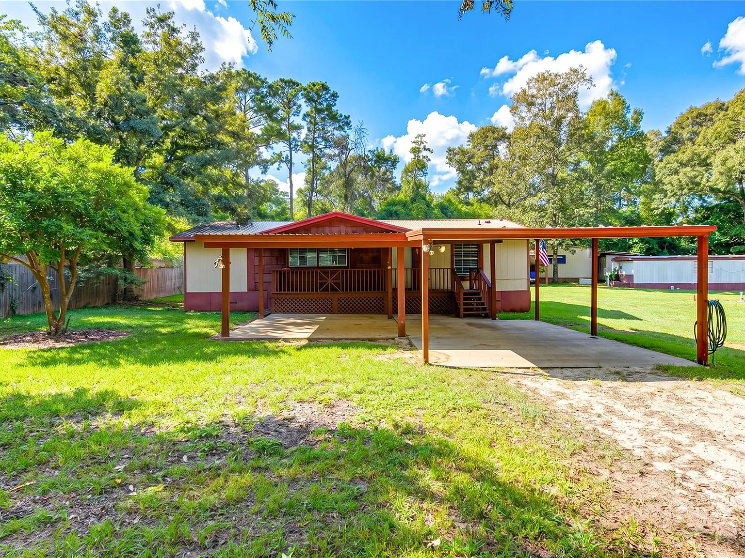 3 bed, 2.0 bath, 1344 sqft, $1,400 — Photo 1
