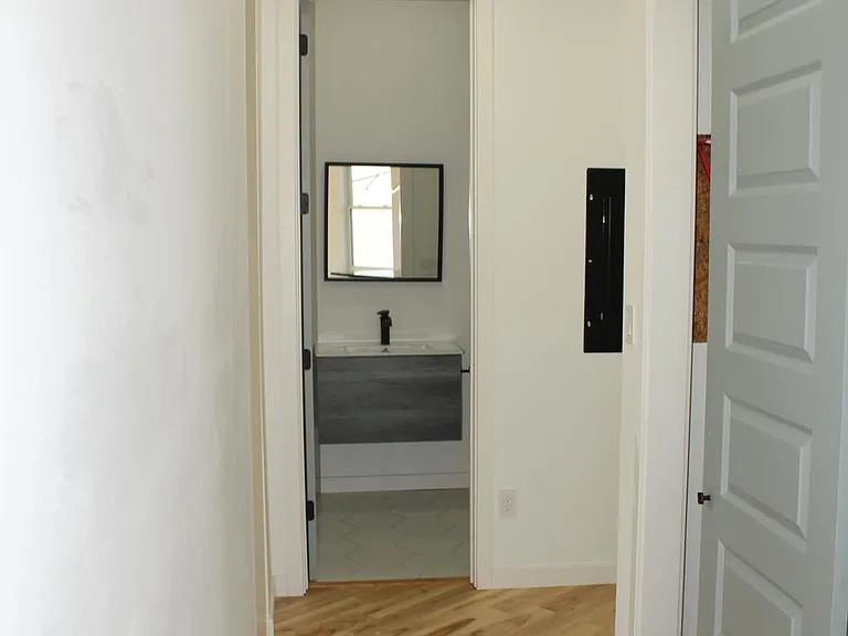 3017 Ridge Ave #B — Photo 12