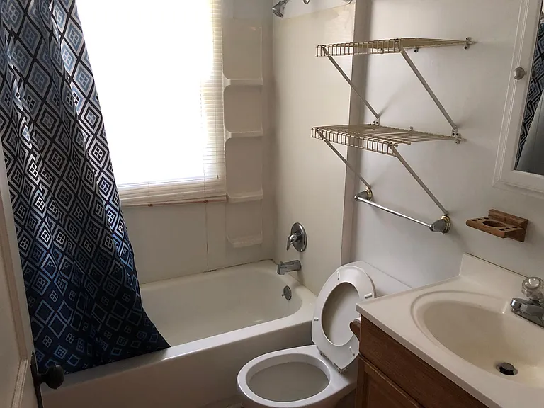 4092 Main St #A — Photo 7