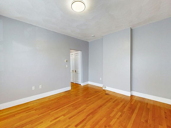 5th image of 12-12 Spring St #2