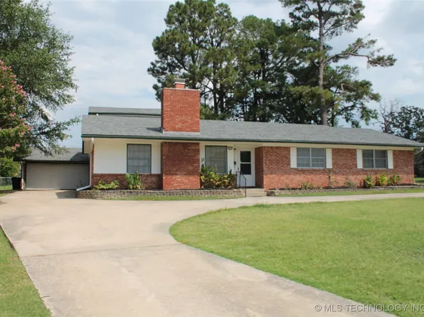 1014 Newton Dr, McAlester, OK 74501