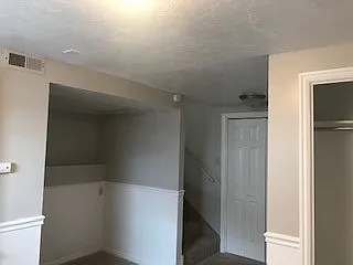 2149 E 2900 N — Photo 8