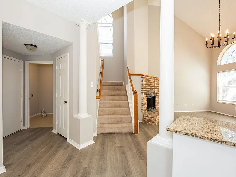 6718 Scarlet Dr — Photo 7