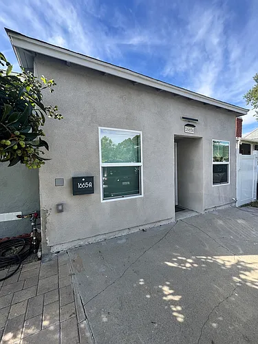1665 Country Club Dr #A Photo 1