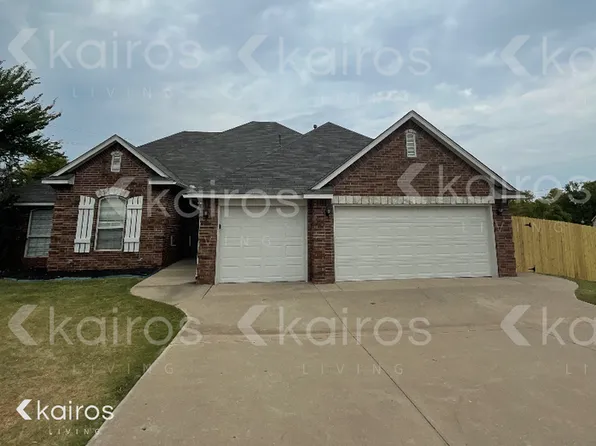 501 Kelsi Dr, Moore, OK 73160
