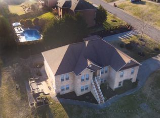 3322 Vickie Karen Dr, Knoxville, TN 37938