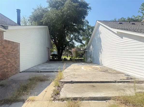 5578 Carriage Brook Rd, Montgomery, AL 36116