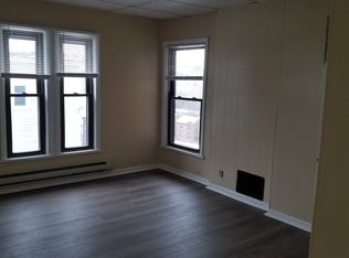 1610 1st St, Rensselaer, NY 12144