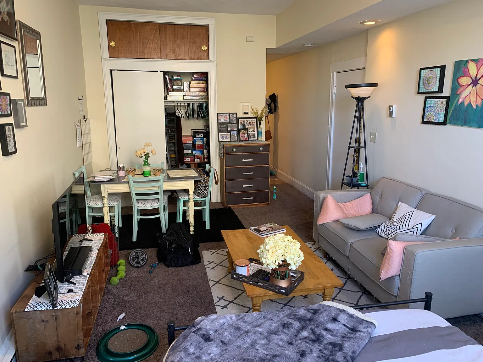 Studio, 1.0 bath, 380 sqft, $1,995 — Photo 2