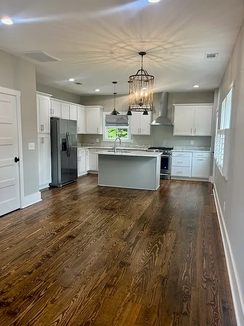 3791 Swain St SE — Photo 3