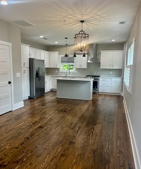 3791 Swain St SE — Photo 3