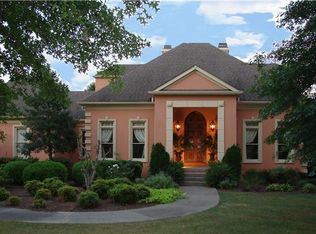 100 Nathanaels Crossing Dr, Columbia, TN 38401