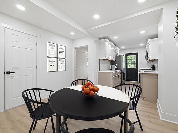 5th image of 5207 Schenley Ave