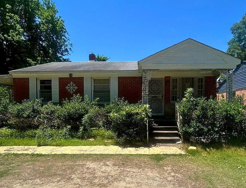 2nd image of 1361 Gaither St