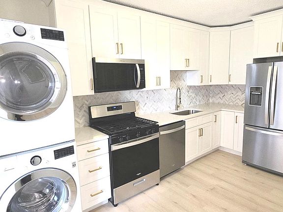 3rd image of 3701 S George Mason Dr Unit 1716N