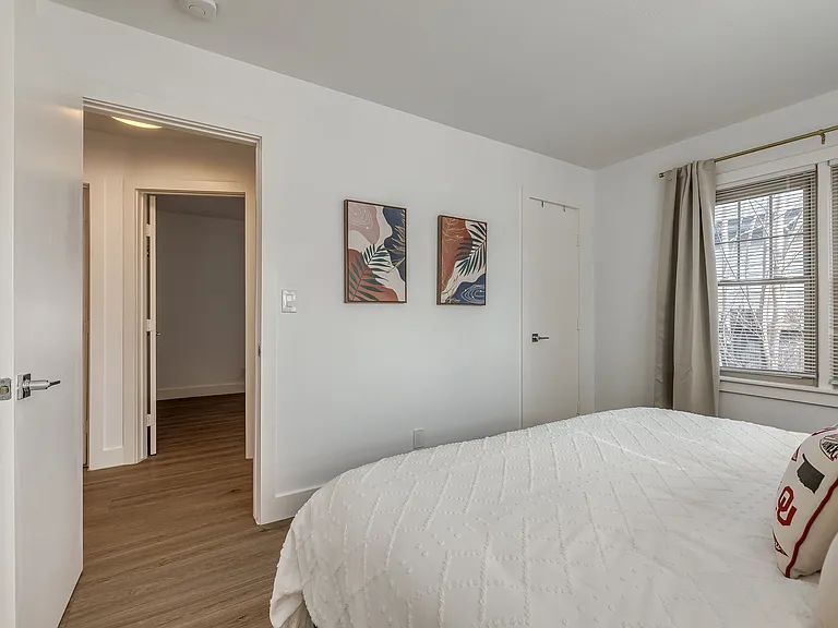 1111 W Comanche St — Photo 11