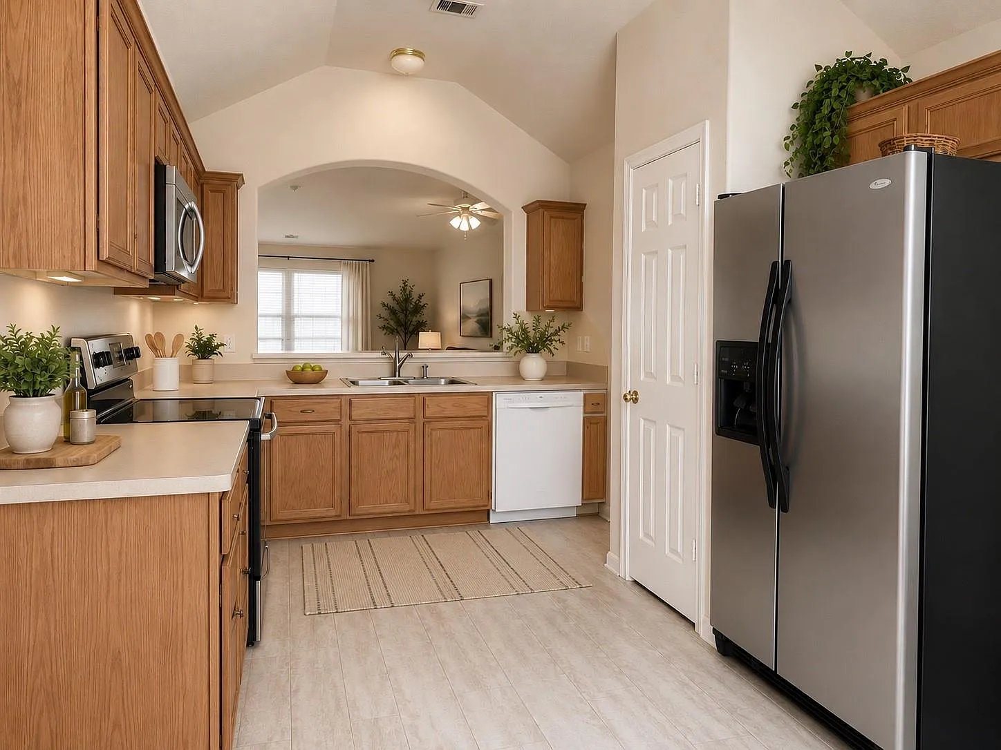3 bed, 2.5 bath, 1666 sqft, $1,850 — Photo 4