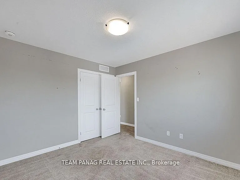 16 Berardi Cres — Photo 27