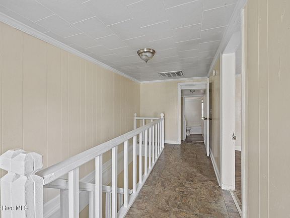 20th image of 408 Boush Street