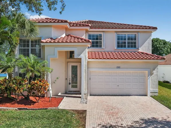 1303 NW 167th Ave, Pembroke Pines, FL 33028