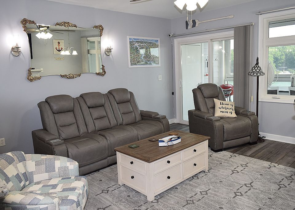 1273 Graves Harbor Trl, Huddleston, VA 24104 Zillow