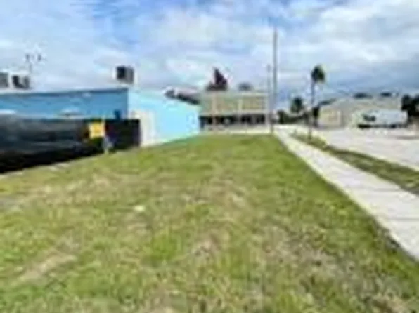 4301 BROADWAY, West Palm Beach, FL 33407