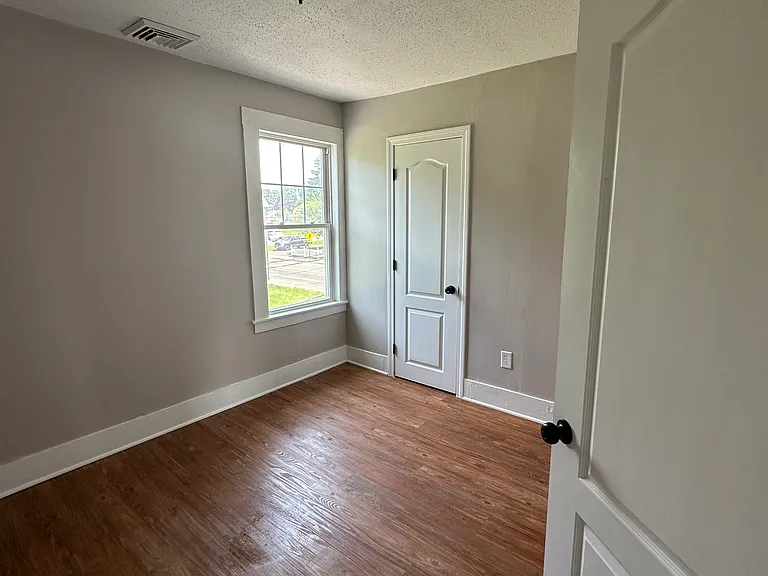 176 Bristol St #2 — Photo 16