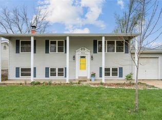17 Saint David Dr, Saint Peters, MO