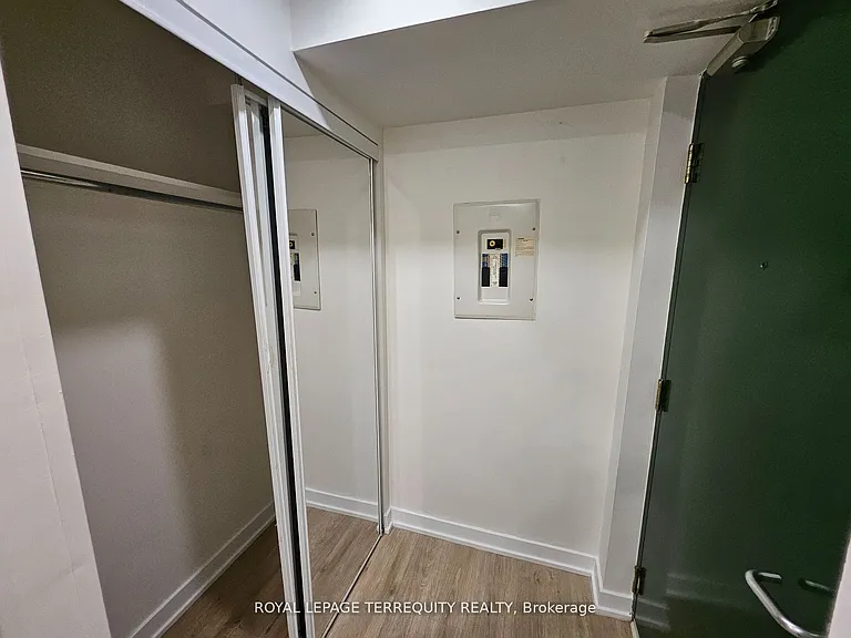 450 Arlington Ave #7 — Photo 5