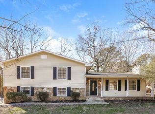 3525 Broxton Ln, Snellville, GA 30039