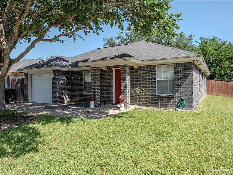 2900 Kilgore Ave — Photo 2