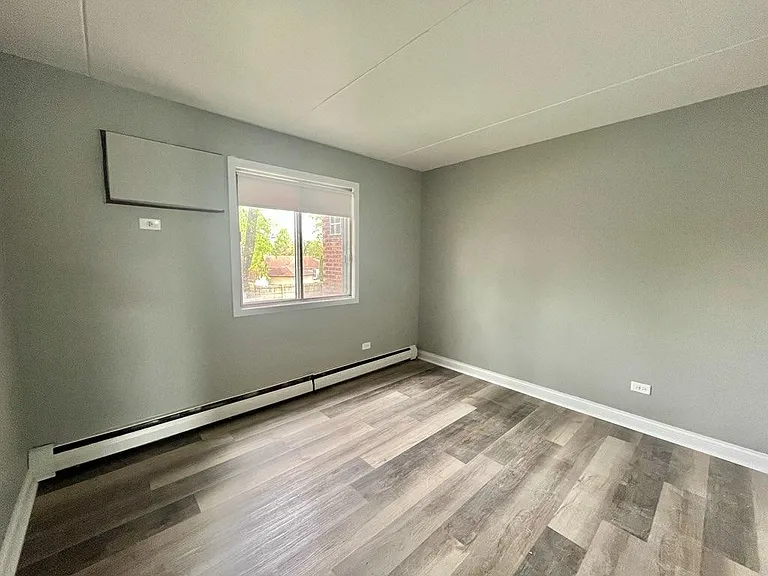 2516 Waterbury Dr — Photo 4