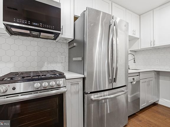 5th image of 2127 California St NW APT 102