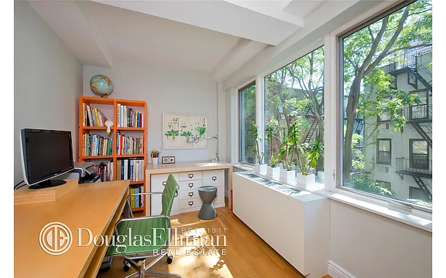 Sold by Douglas Elliman | media 20