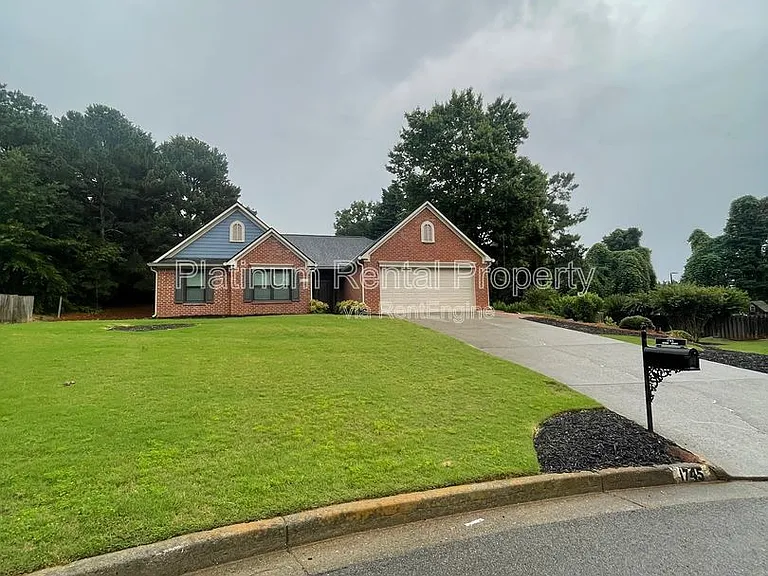 1745 Berry Ct — Photo 4