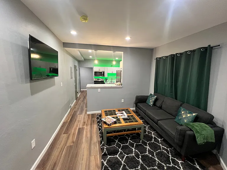 3932 Vinceton St — Photo 15