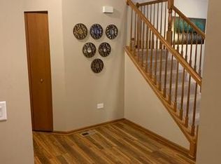 1518 Envee Dr, Bolingbrook, IL 60490