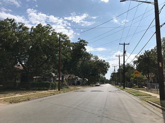 5th image of 358 Barrett Pl