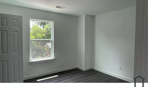 2320 Wavell St — Photo 6