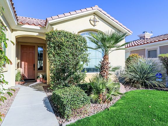 2nd image of 80222 Avenida Santa Olivia