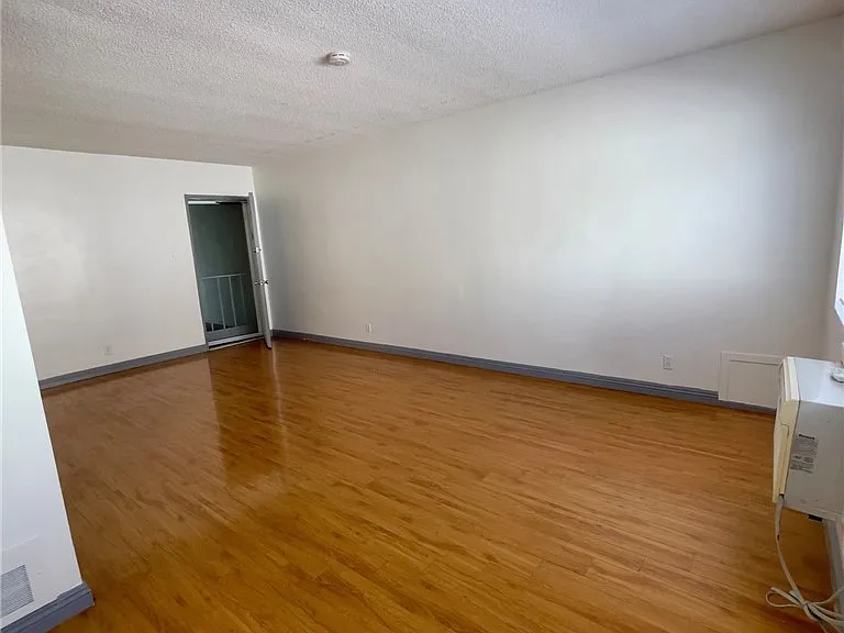 1024 S Atlantic Blvd #15 — Photo 5