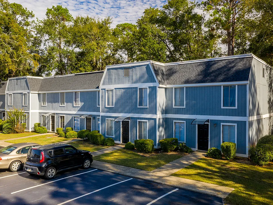 Brierwood Point Apartments
