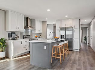 1612 American Dr, Cleburne, TX 76033